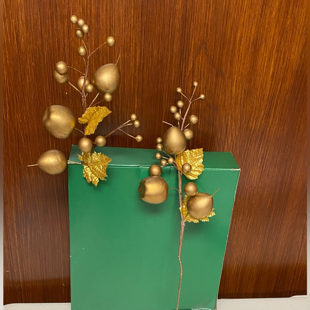 Christmas Antique Gold matte Pick Spray with pear and apples